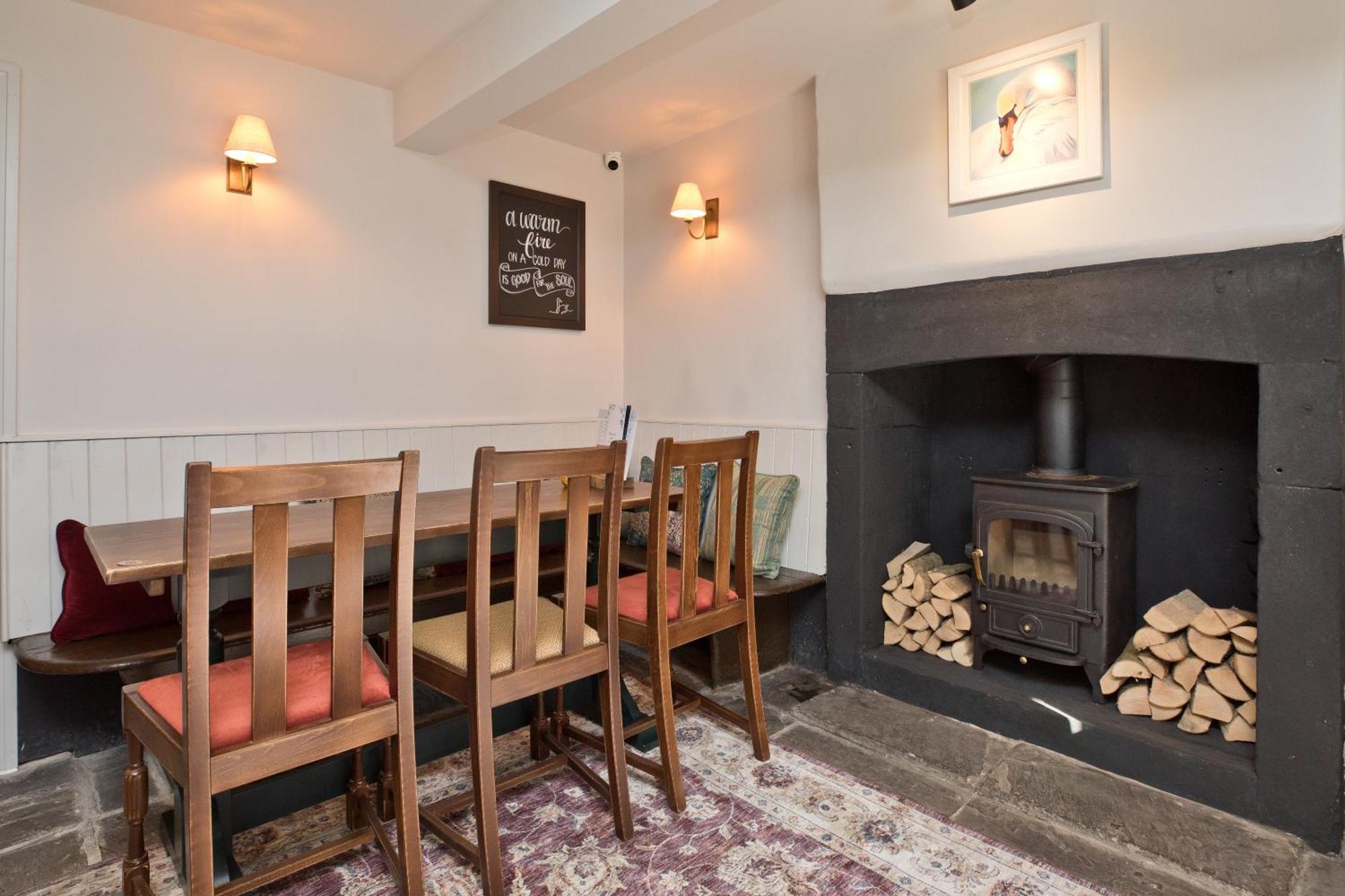 Old Swan Hotel Gargrave Bagian luar foto